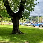 아파트 Danner Familien-ferienwohnungen - Ruhige Lage, 650 M Zum Attersee & Zentral In
