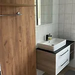 Danner Familien-ferienwohnungen - Ruhige Lage, 650 M Zum Attersee & Zentral In 아파트