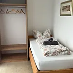 Danner Familien-ferienwohnungen - Ruhige Lage, 650 M Zum Attersee & Zentral In Apartamento *