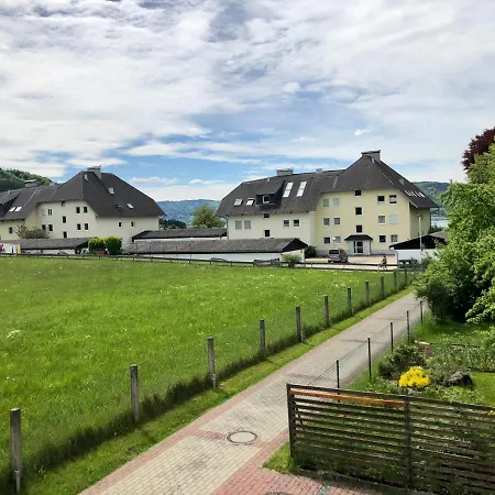 Danner Familien-ferienwohnungen Am Attersee Apartament