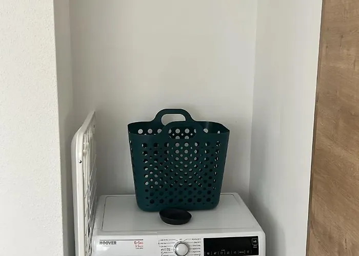 Danner Familien-ferienwohnungen - Ruhige Lage, 650 M Zum Attersee & Zentral In Schörfling