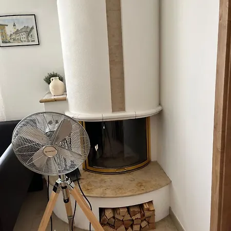 Danner Familien-ferienwohnungen - Ruhige Lage, 650 M Zum Attersee & Zentral In Lejlighed *