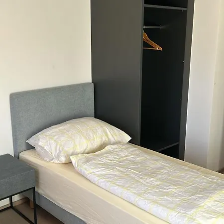 Danner Familien-ferienwohnungen - Ruhige Lage, 650 M Zum Attersee & Zentral In