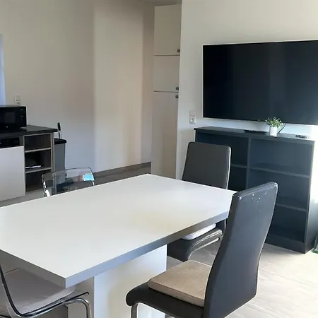 Danner Familien-ferienwohnungen - Ruhige Lage, 650 M Zum Attersee & Zentral In