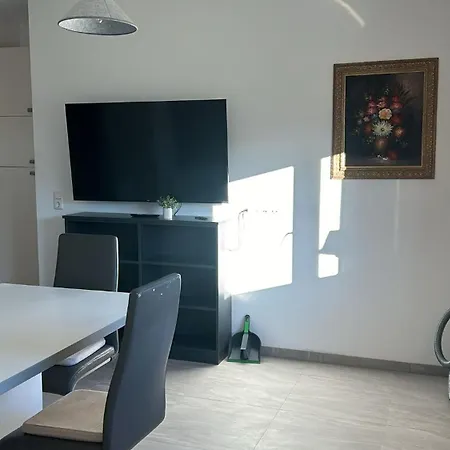 Lejlighed Danner Familien-ferienwohnungen - Ruhige Lage, 650 M Zum Attersee & Zentral In