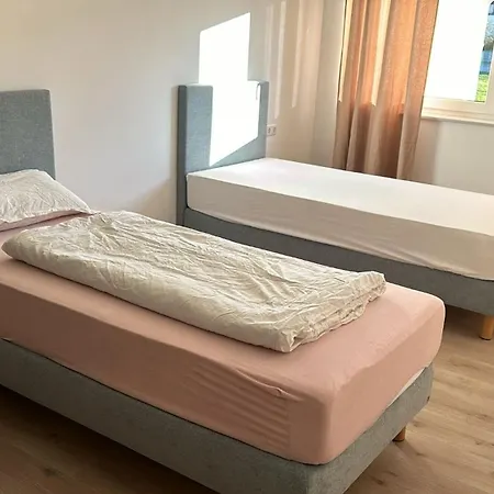 Lejlighed Danner Familien-ferienwohnungen - Ruhige Lage, 650 M Zum Attersee & Zentral In Schörfling