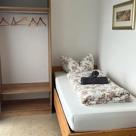 Danner Familien-ferienwohnungen - Ruhige Lage, 650 M Zum Attersee & Zentral In Lejlighed *