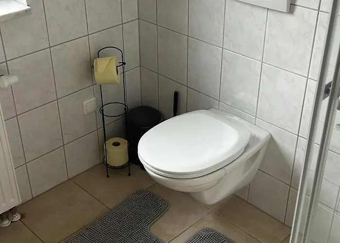 Danner Familien-ferienwohnungen - Ruhige Lage, 650 M Zum Attersee & Zentral In